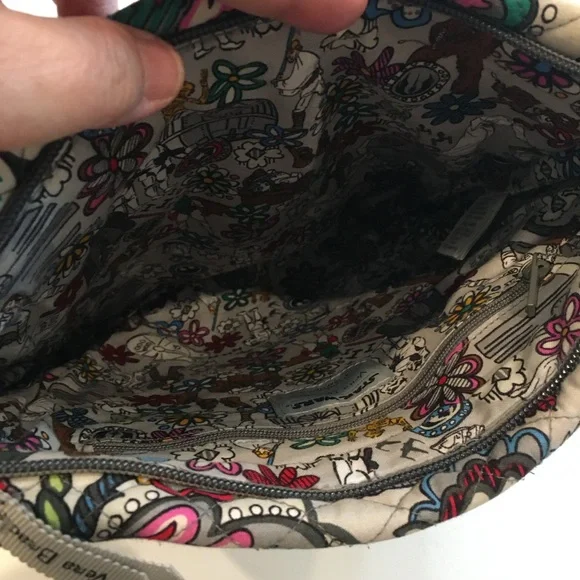 Vera Bradley | Gray Crossbody With Multi Color Star Wars & Floral Print - Picture 12 of 15